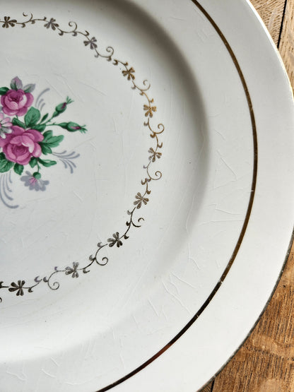 Assiettes plates St Amand, bouquets de roses