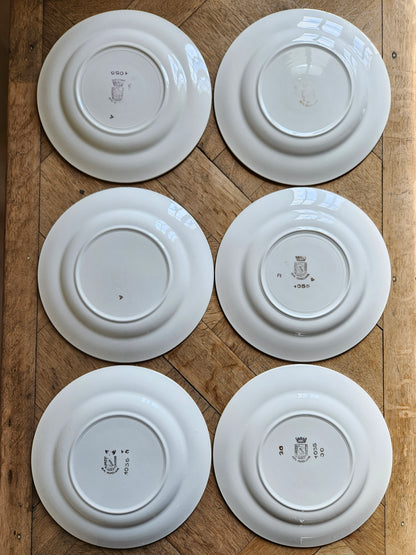 Assiettes plates St Amand, bouquets de roses