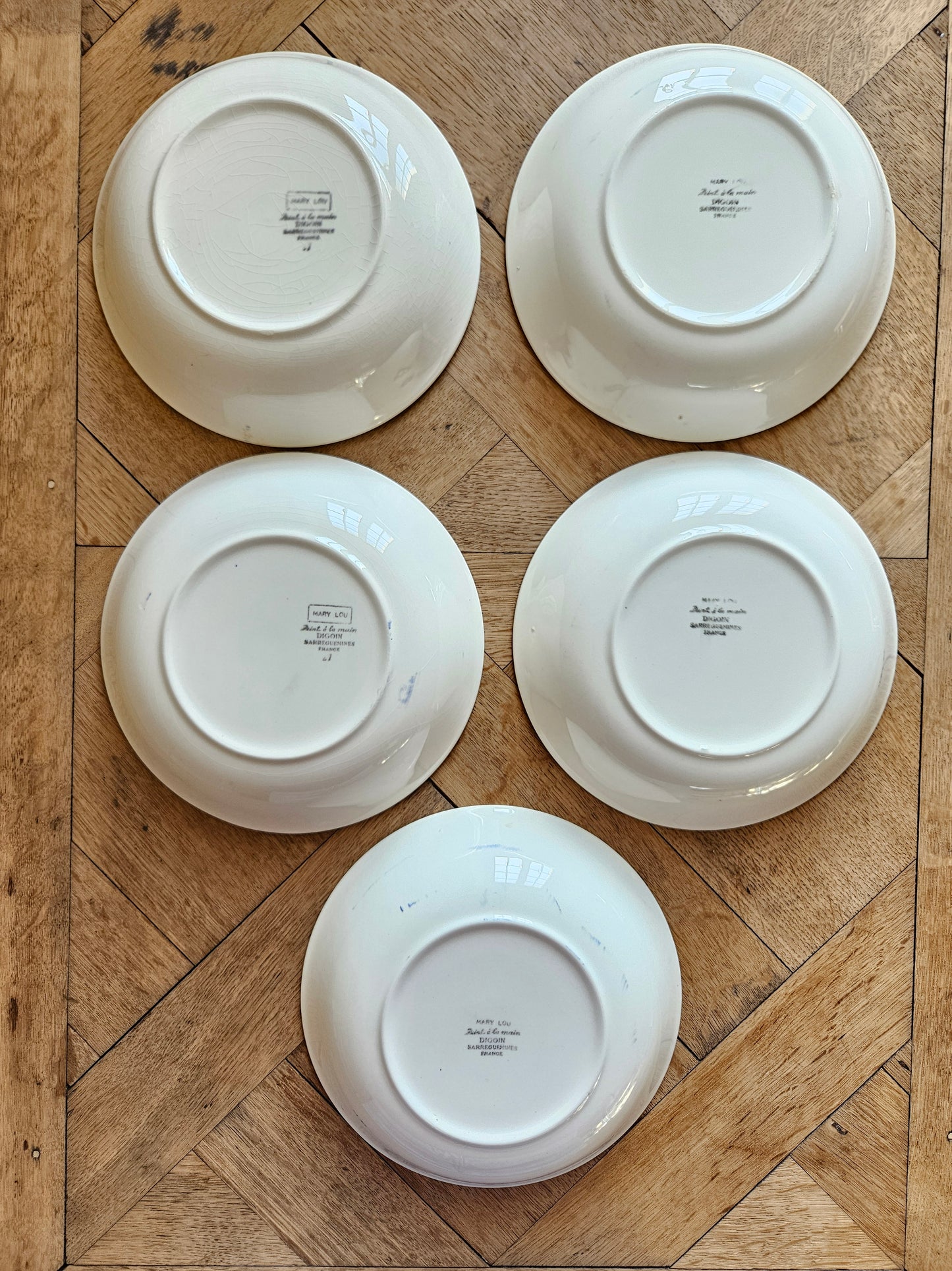 Assiettes calottes Digoin, Mary-Lou