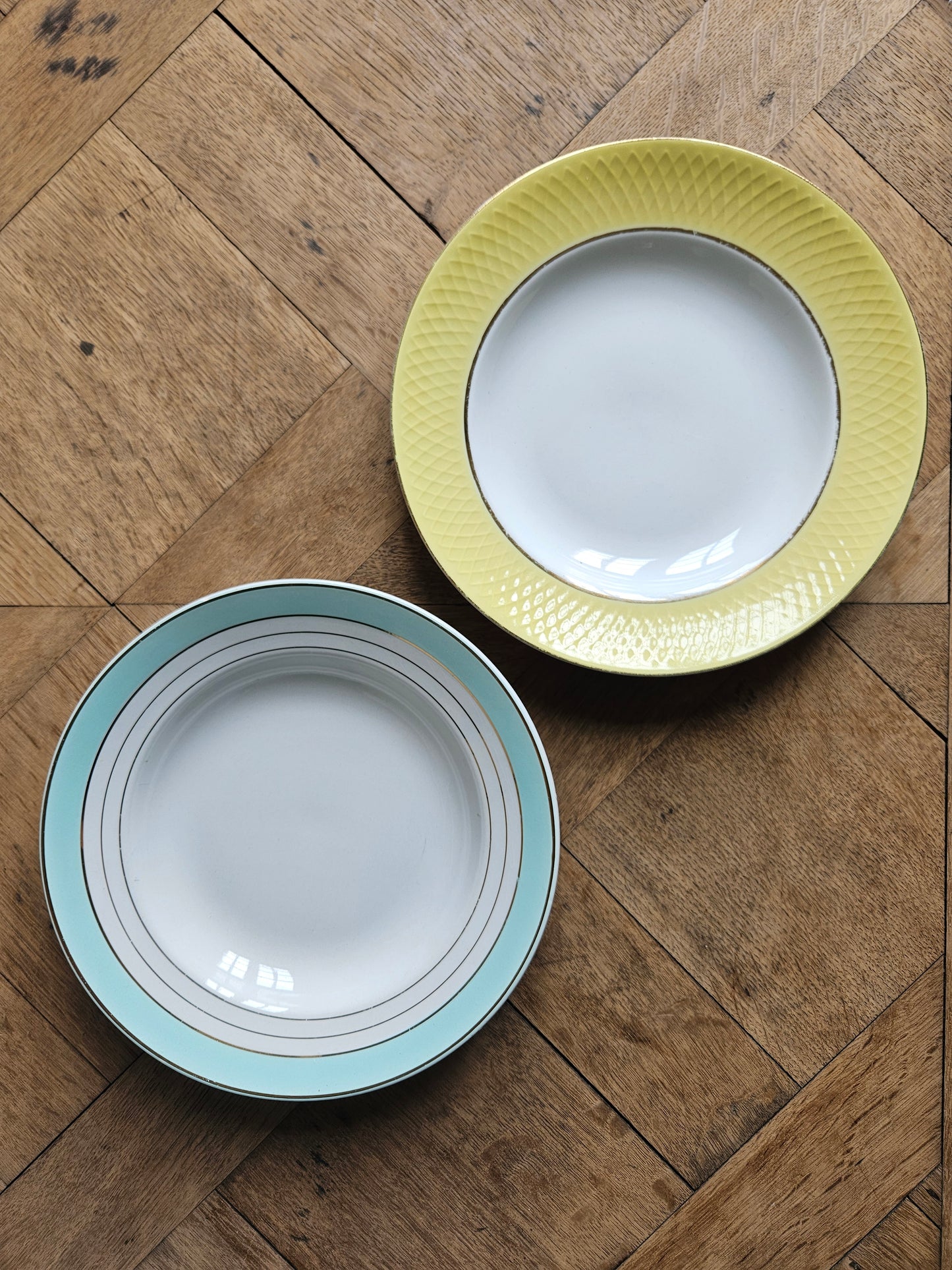 Assiettes creuses vintage 100% dépareillées