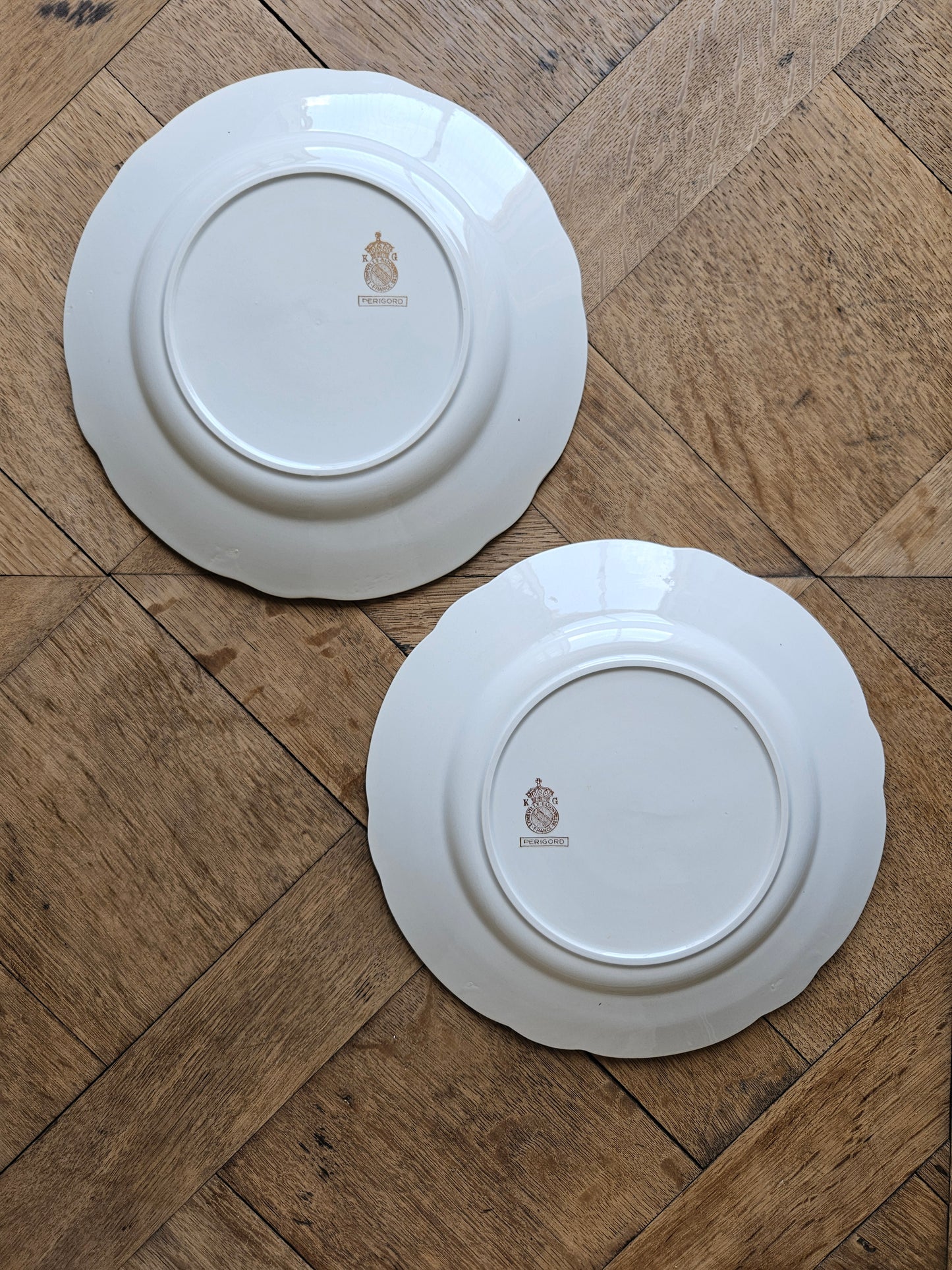 Assiettes plates dépareillées "Perigord"