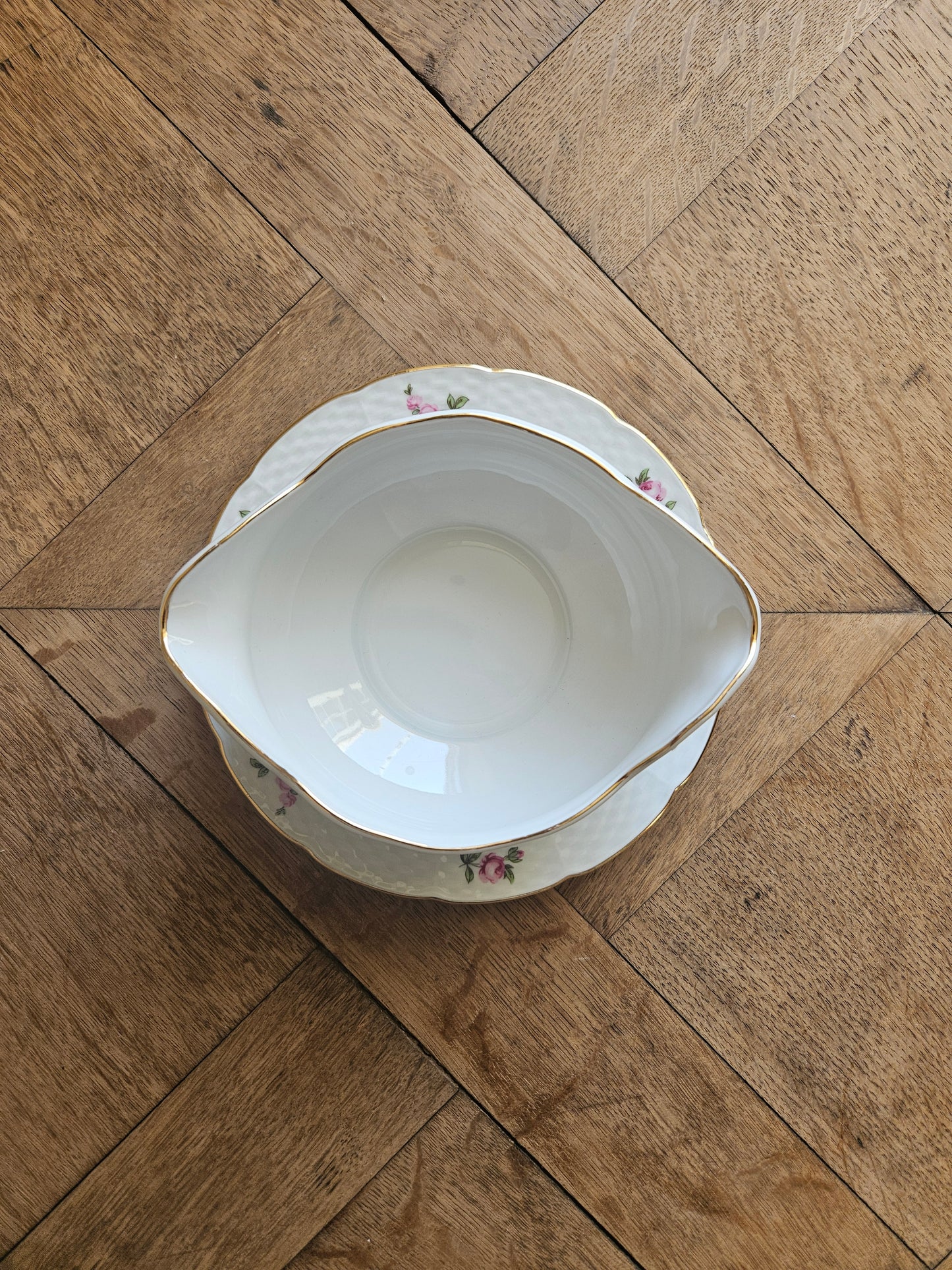 Saucière porcelaine de Bohême