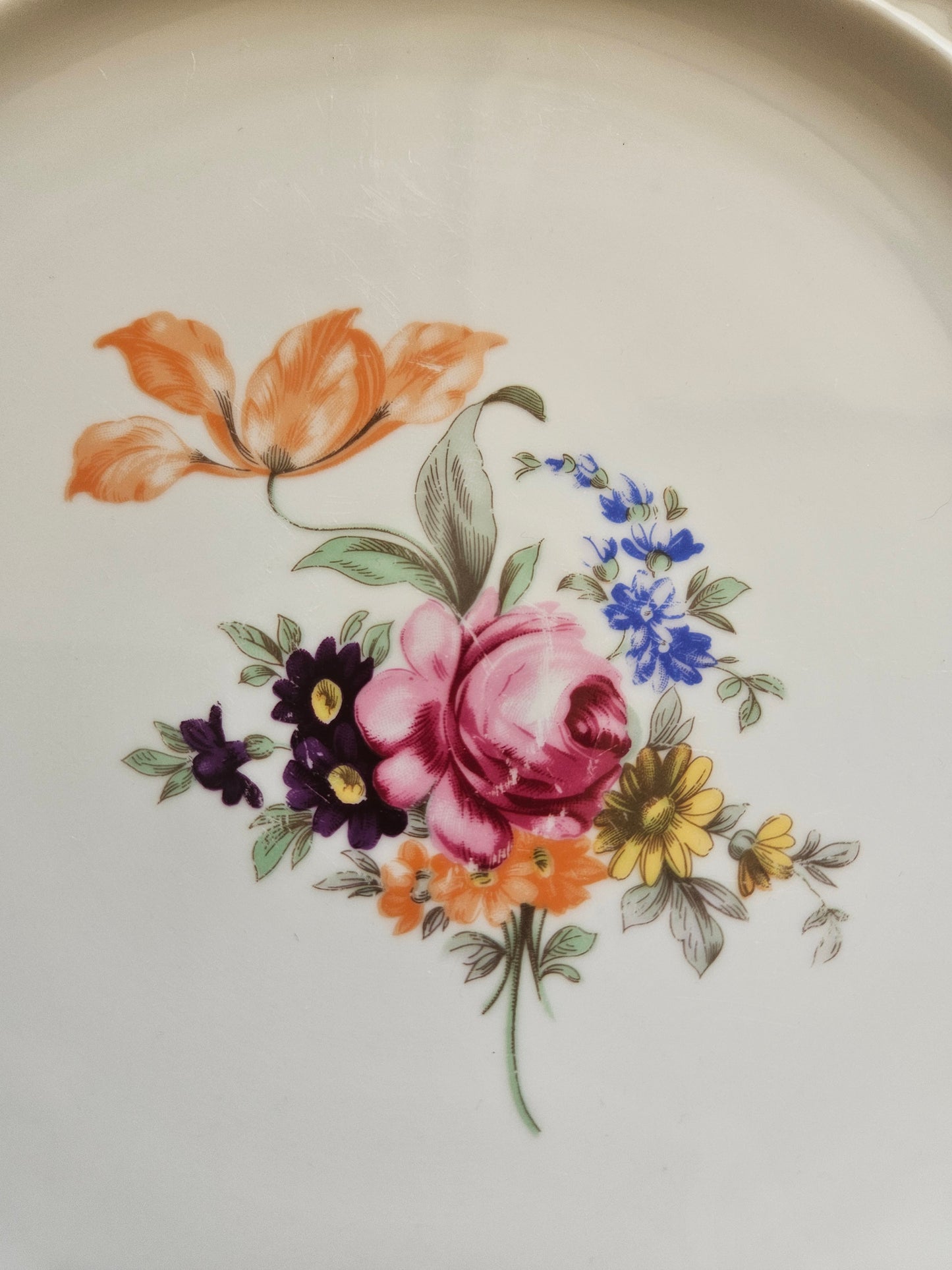 Plat rond porcelaine de Bohême