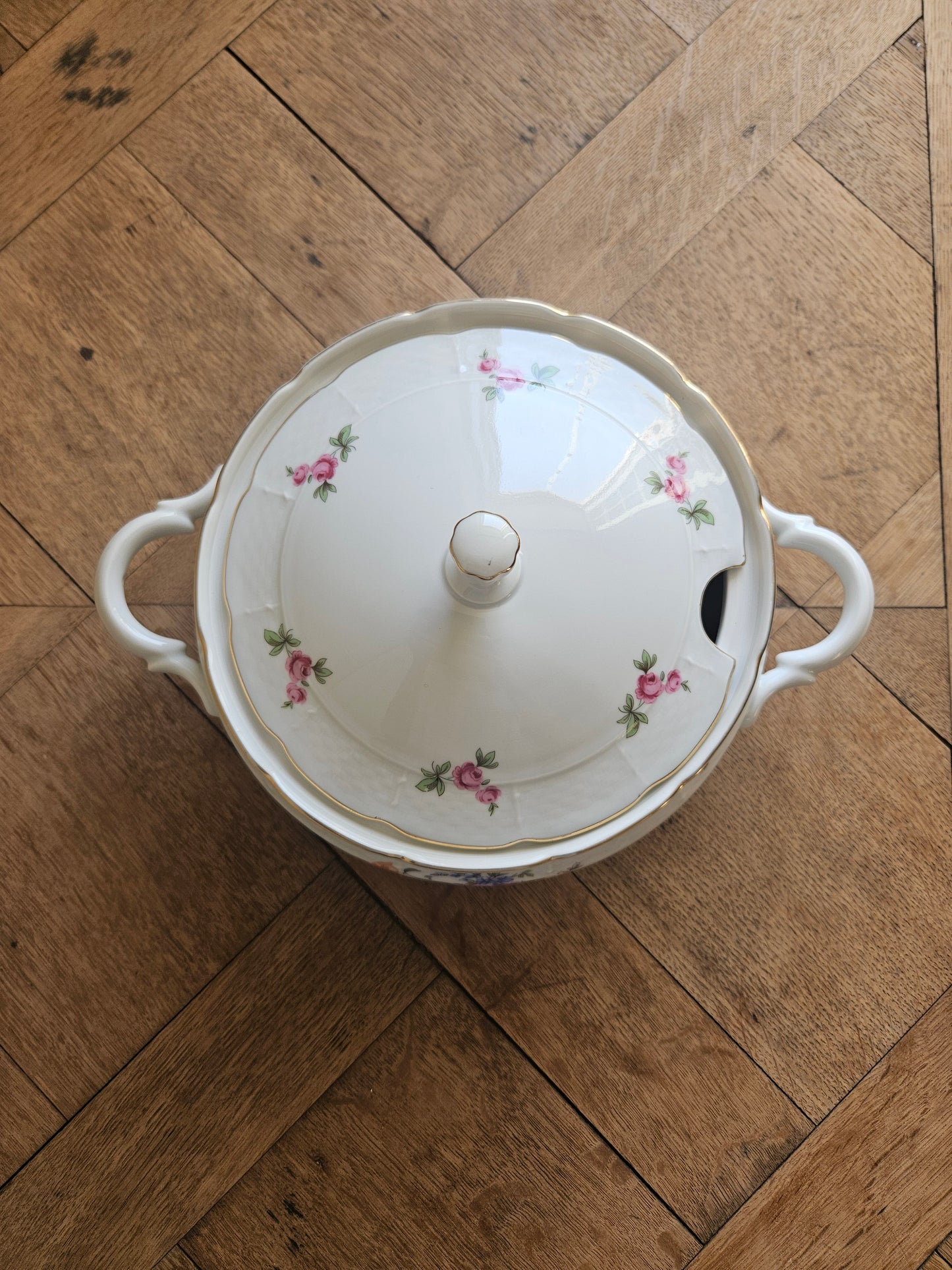 Soupière porcelaine de Bohême