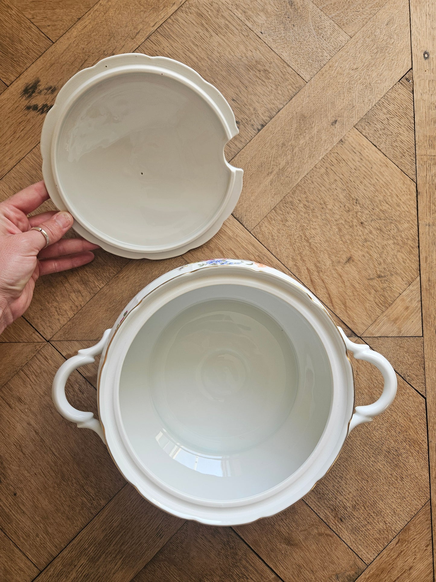 Soupière porcelaine de Bohême