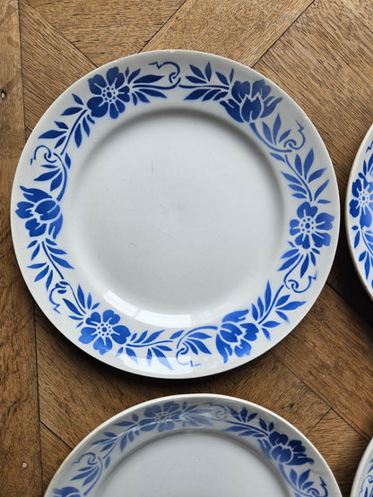 Assiettes plates Moulin des Loups, fleurs bleues