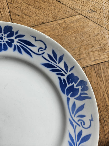 Assiettes plates Moulin des Loups, fleurs bleues