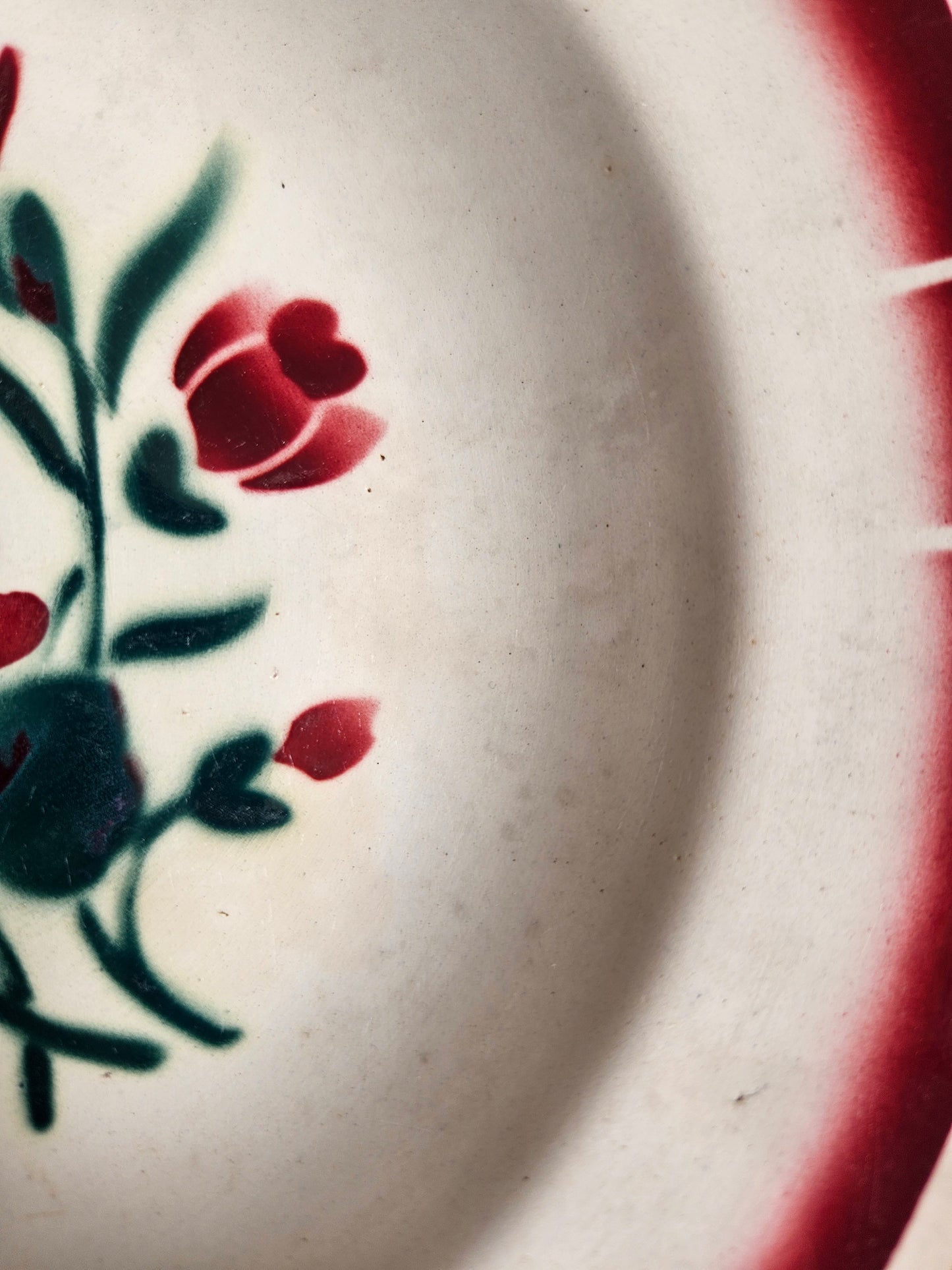 Assiettes creuses rétro 100% dépareillées
