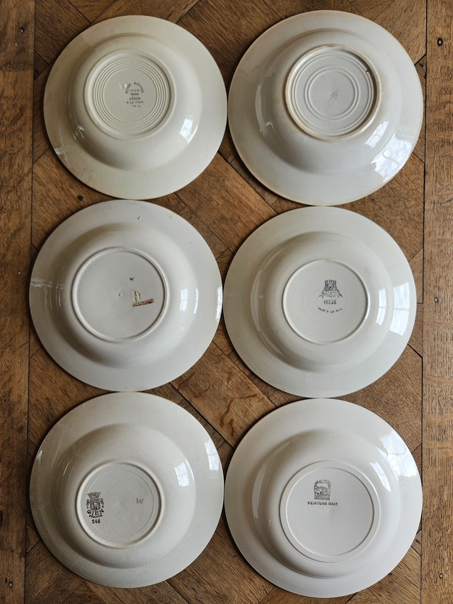 Assiettes creuses rétro 100% dépareillées