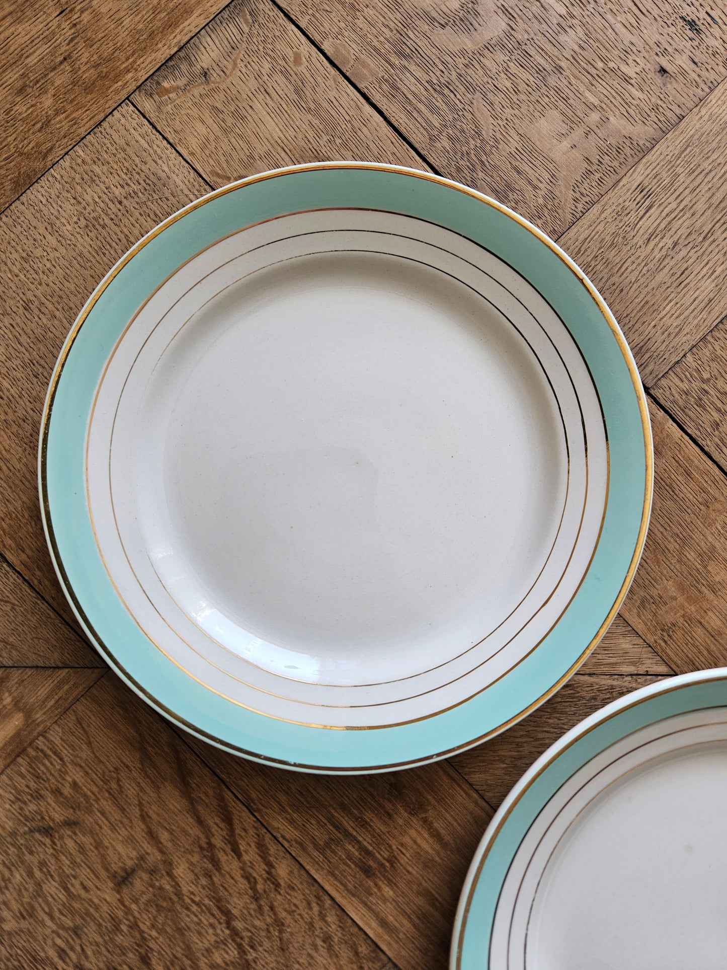Assiettes plates dépareillées "Margaret"