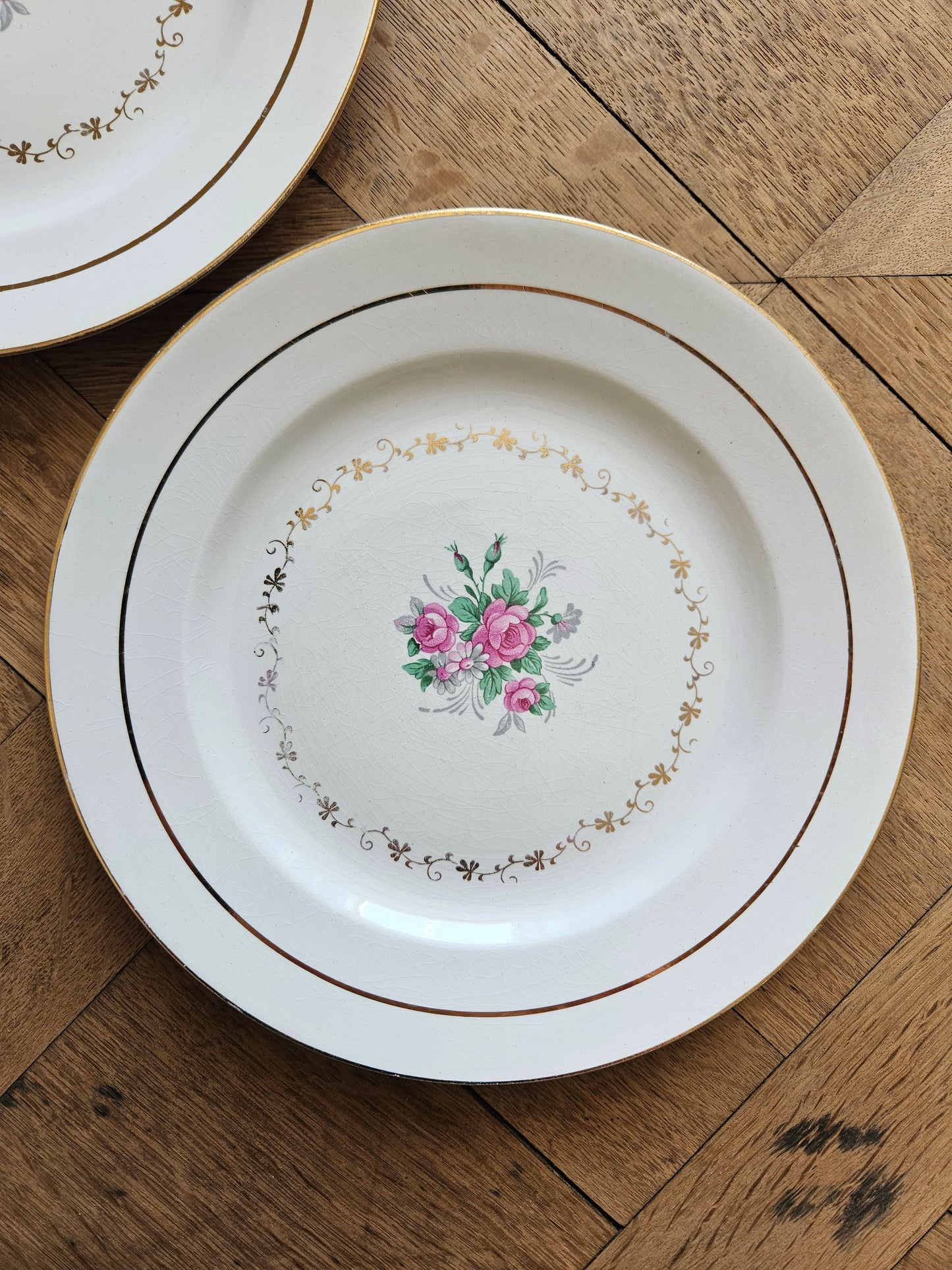 Assiettes plates dépareillées "Margaret"