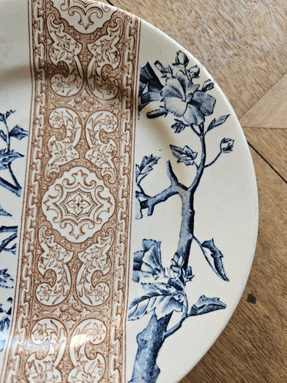 Assiette sur pied Longchamp, Beauvais