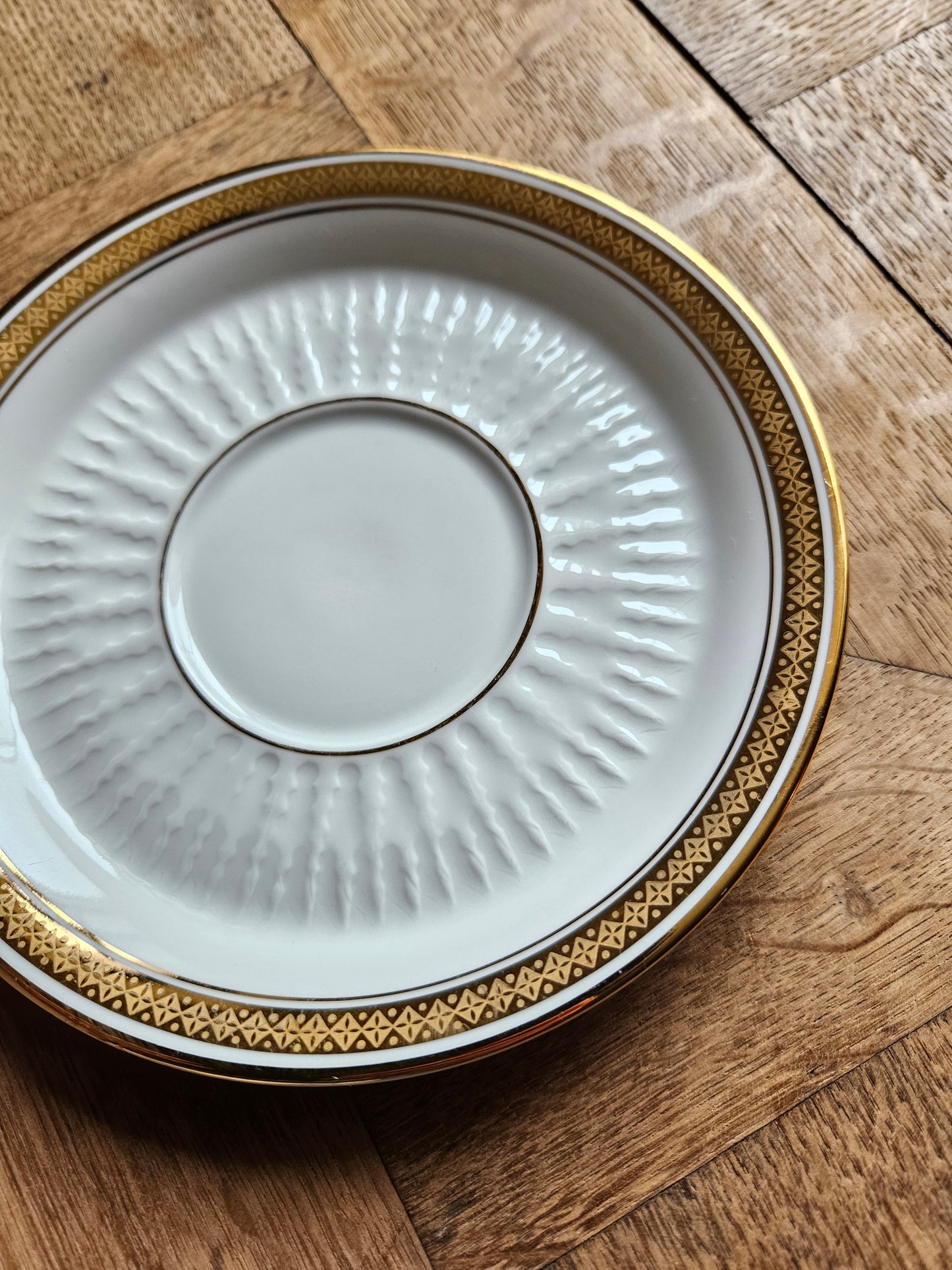 Grandes tasses porcelaine FD Chauvigny, dorées