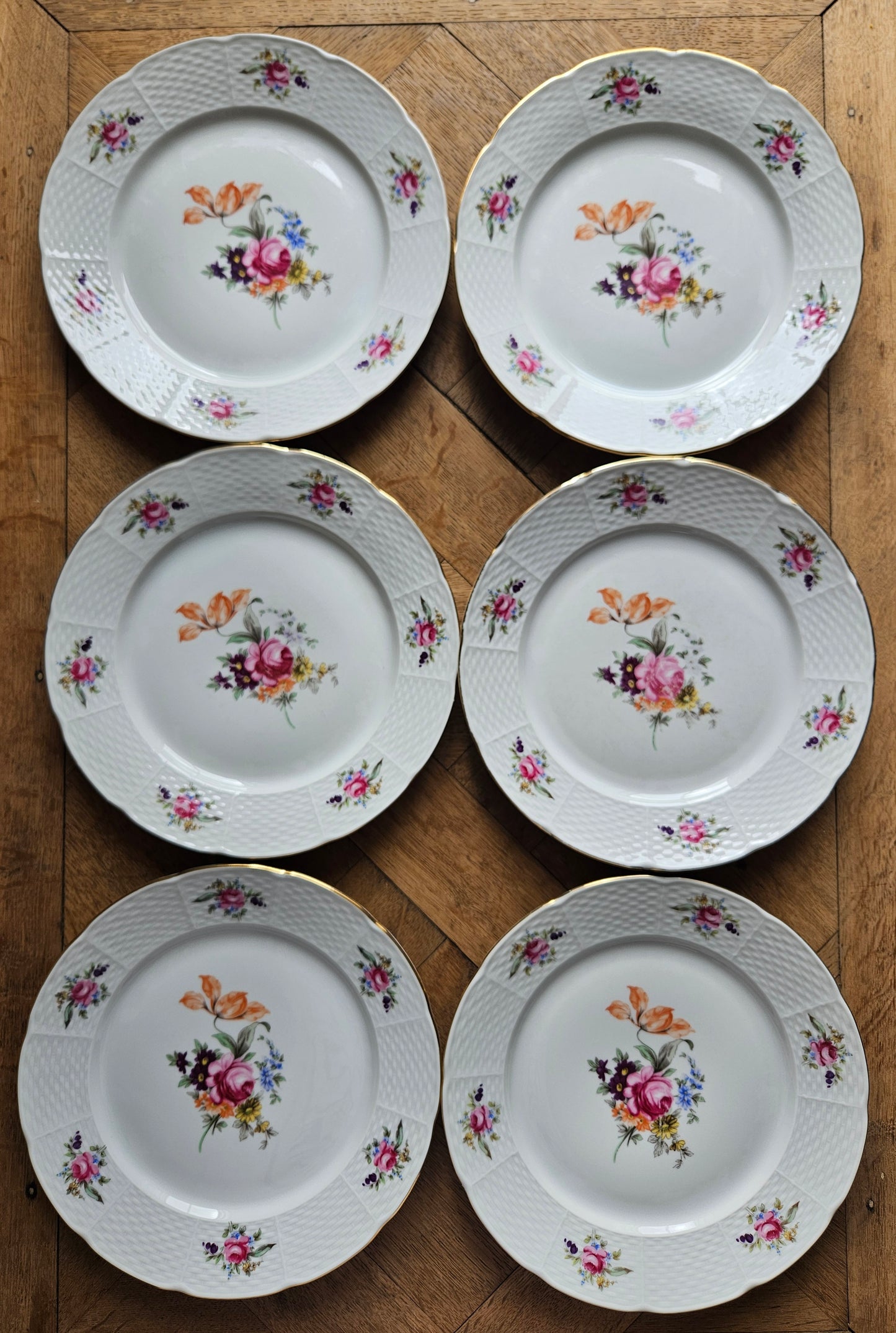 Assiettes plates porcelaine de Bohême