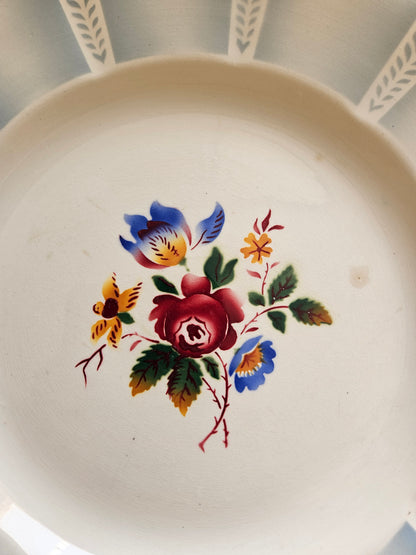 Plat rond Sarreguemines, Claude