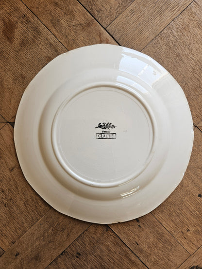 Plat rond Sarreguemines, Claude