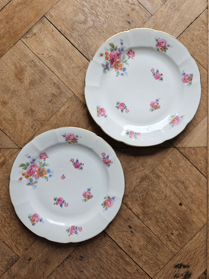 Assiettes plates dépareillées "Margaret"