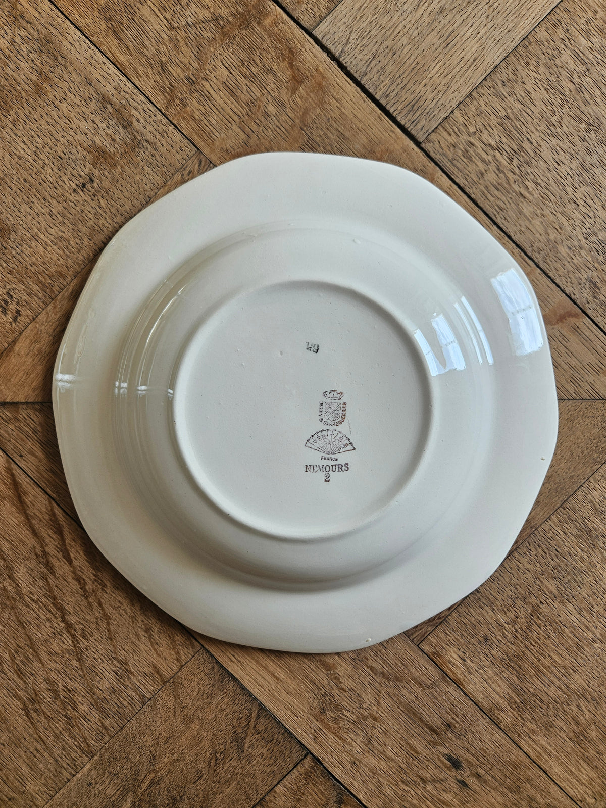 Assiettes creuses Digoin, Nemours