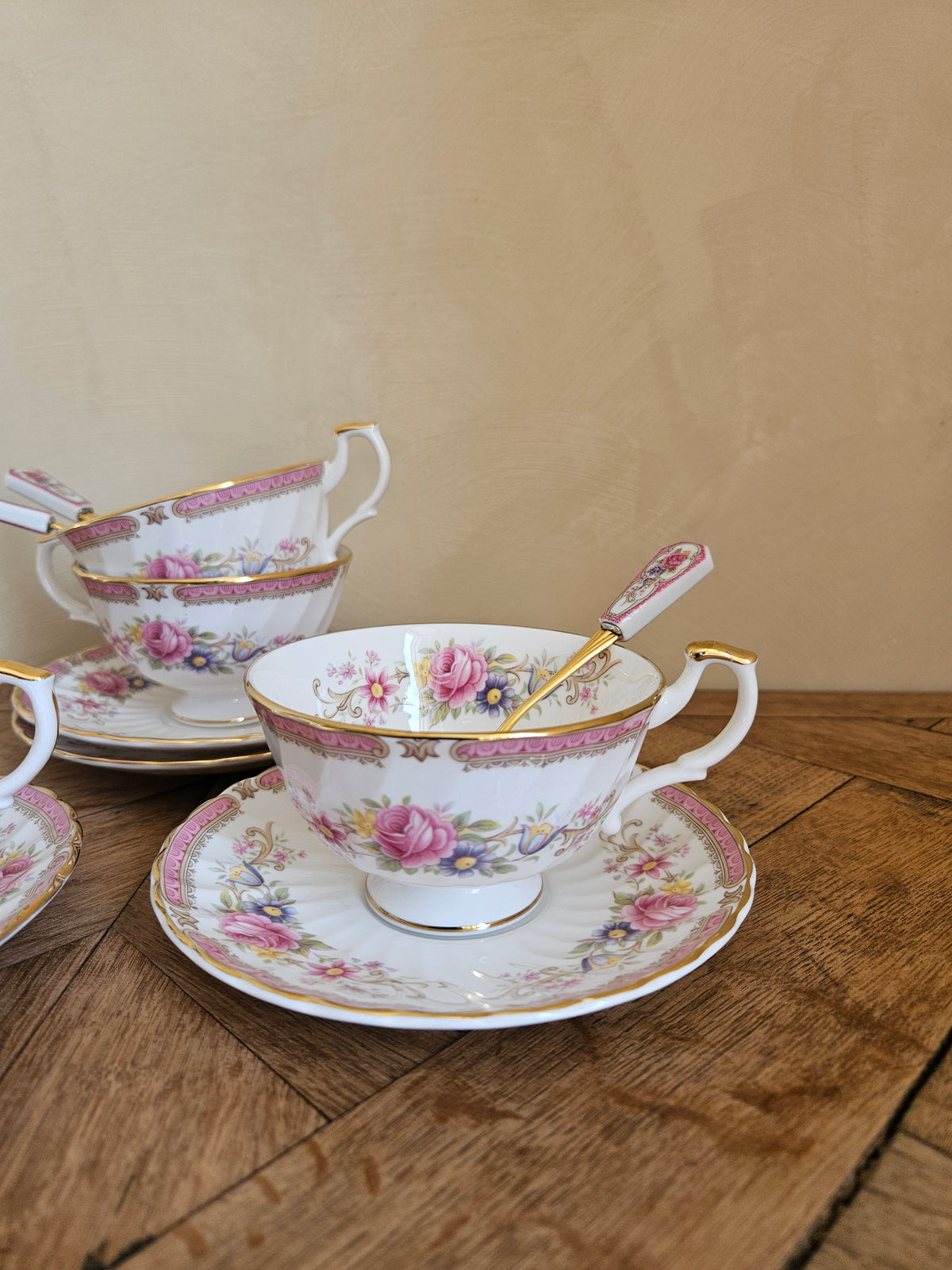 Tasse, sous-tasse et petite cuillère Windsor