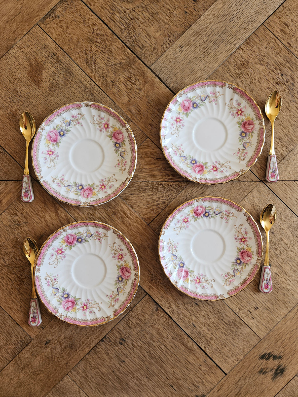 Tasse, sous-tasse et petite cuillère Windsor