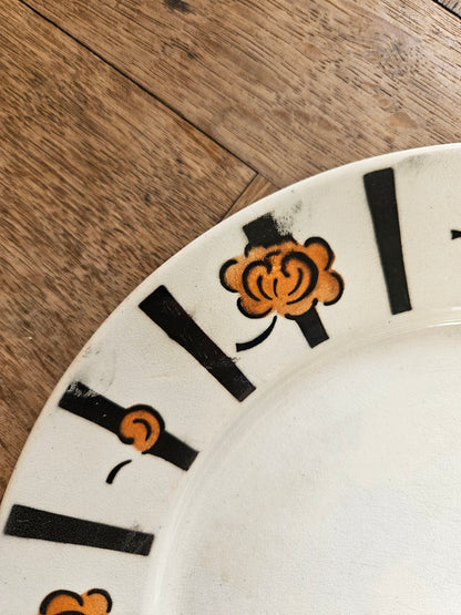 Assiette plate Badonviller, noir orangé