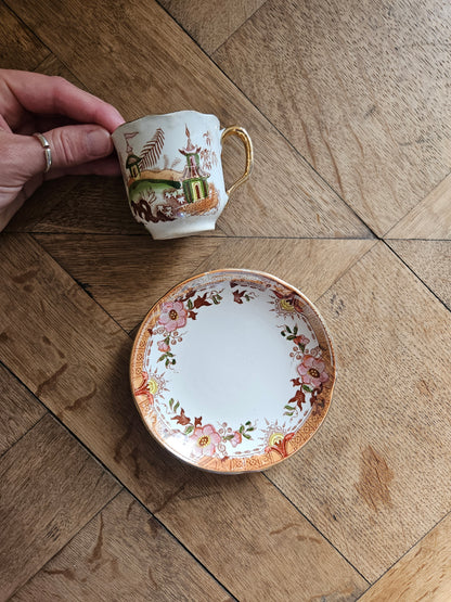 Tasses Digoin & Sarreguemines, décor japonisant