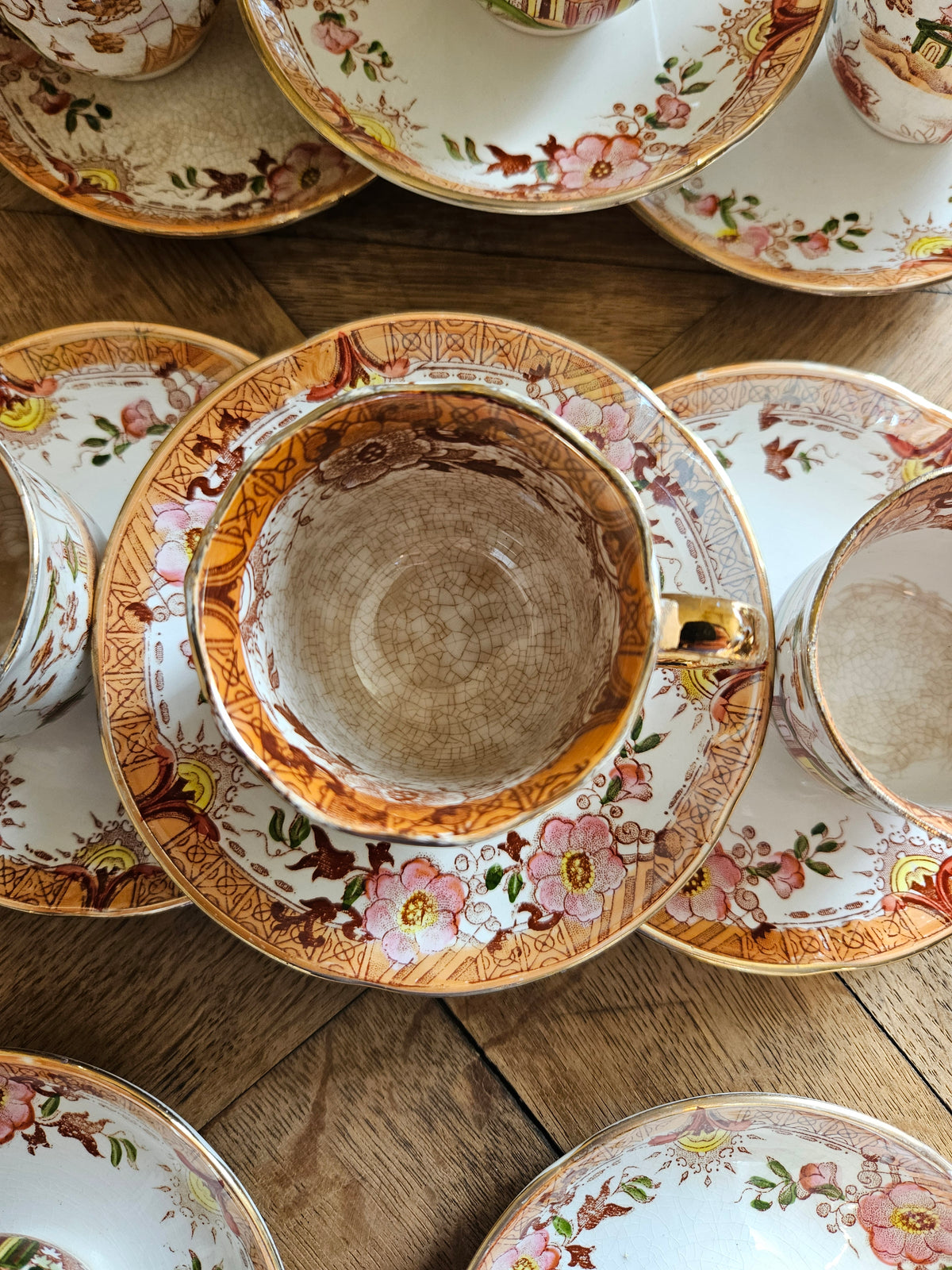 Tasses Digoin & Sarreguemines, décor japonisant