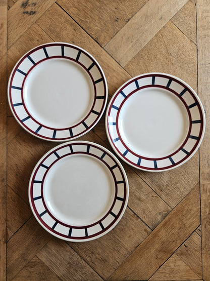 Assiettes plates Fenal Badonviller, décor basque