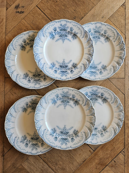 Lot de 6 assiettes anciennes en terre de fer. St Amand et Hamage, modèle Régence  