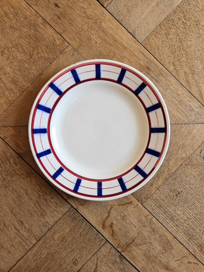 Assiette à dessert ancienne Fandango. Le vrai décor basque.