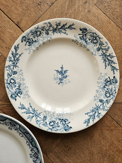 Assiettes plates anciennes dépareillées Terre de Fer