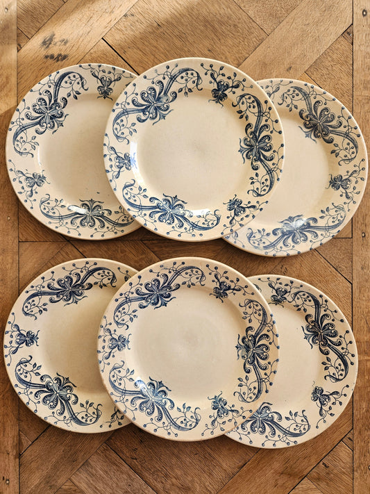 Assiettes plates anciennes Faïencerie de Lyon, Joconde. Terre de fer.