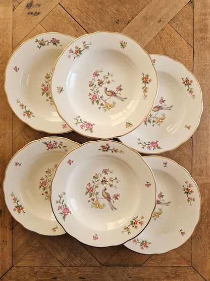 Lot de 6 assiettes creuses vintage Digoin. Modèle Condé.
Décor d’oiseau et d’arbre en fleurs.