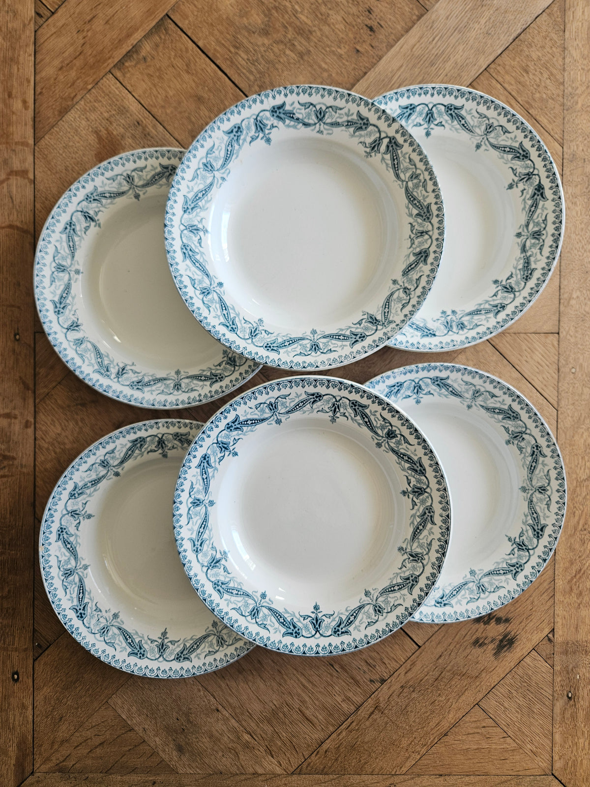 Assiettes creuses Clairefontaine, Kleber