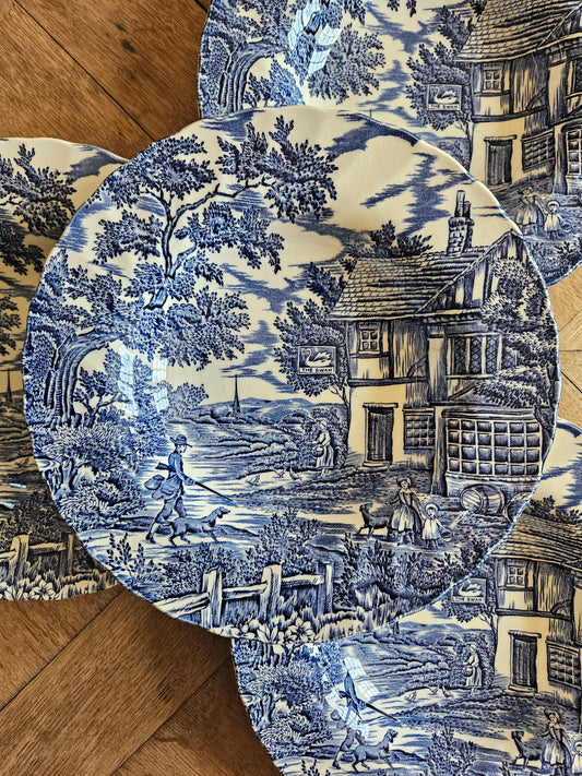 Assiettes creuses Myott, bleues