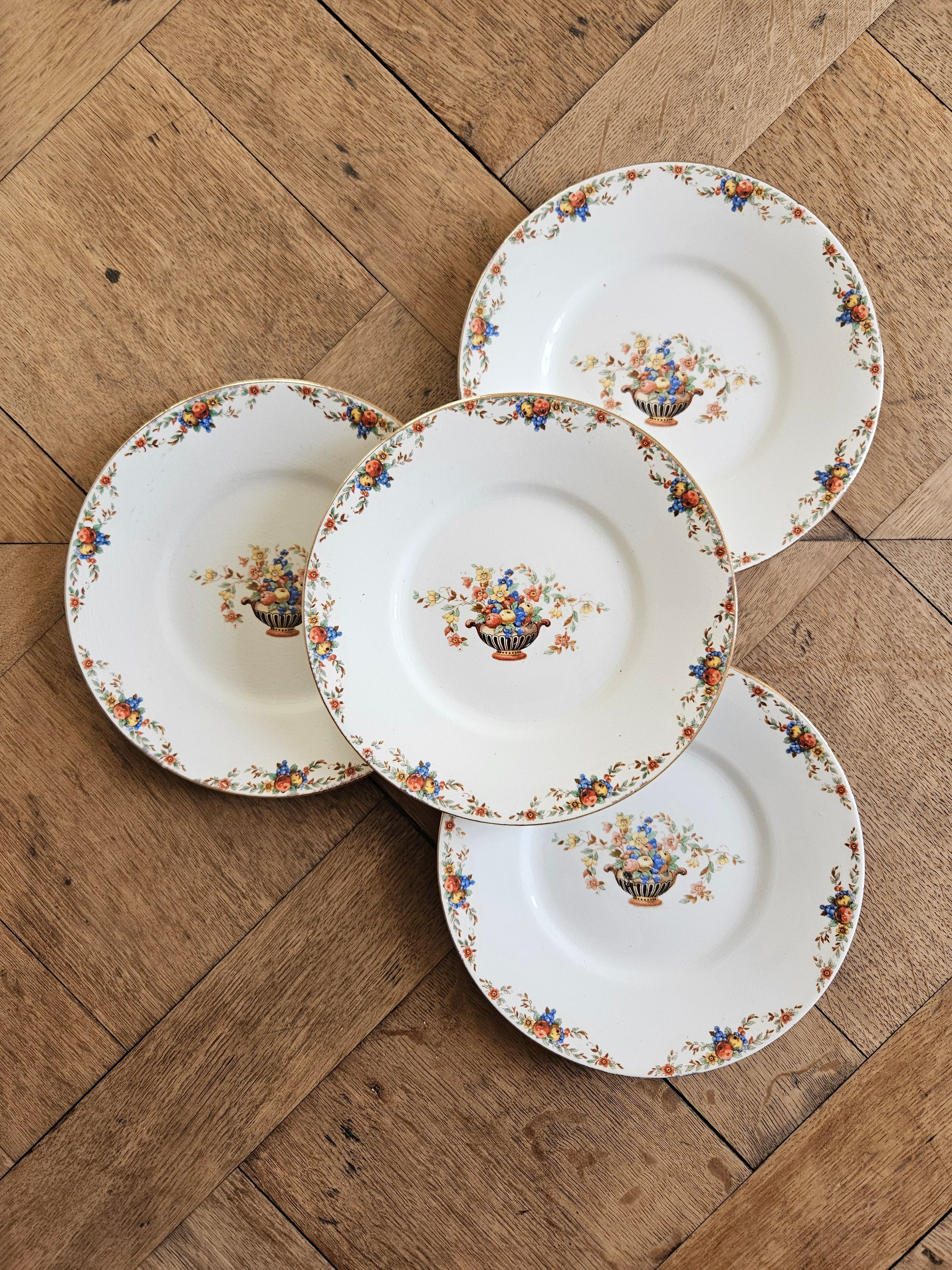 Lot de 4 assiettes à dessert vintage Faïencerie d’Onnaing 