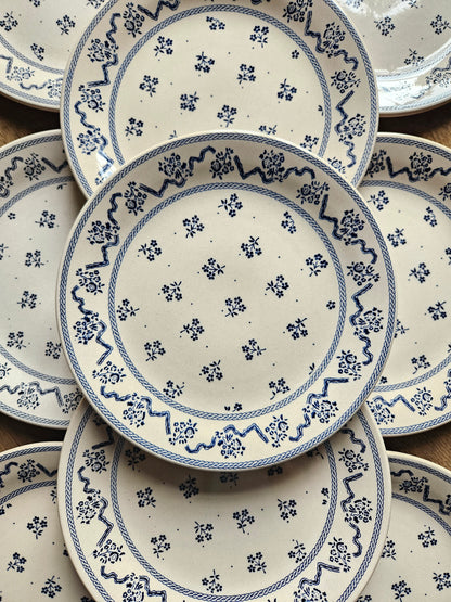 Lot de 9 assiettes à dessert vintage made in england. Johnson Brothers collection Laura Ashley. Petites fleurs. Ironstone. 