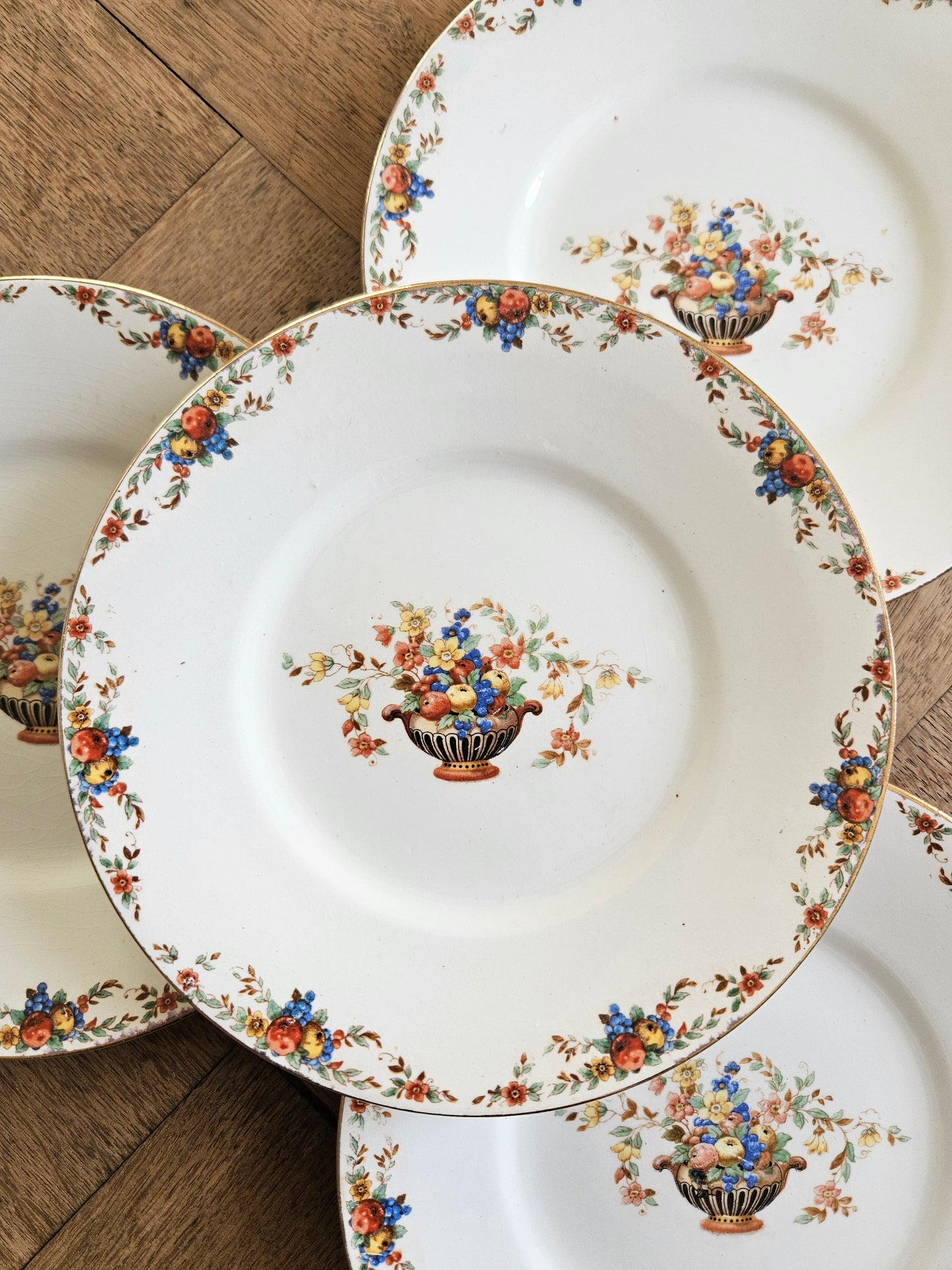 Assiettes à dessert vintage décor corbeille fruits et fleurs