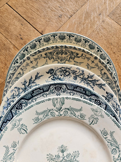 Mix and match 5 modèles d’assiettes plates anciennes en terre de fer. Salins, Longwy, St Amand et Hamage, K&G Lunéville. Ironstone.