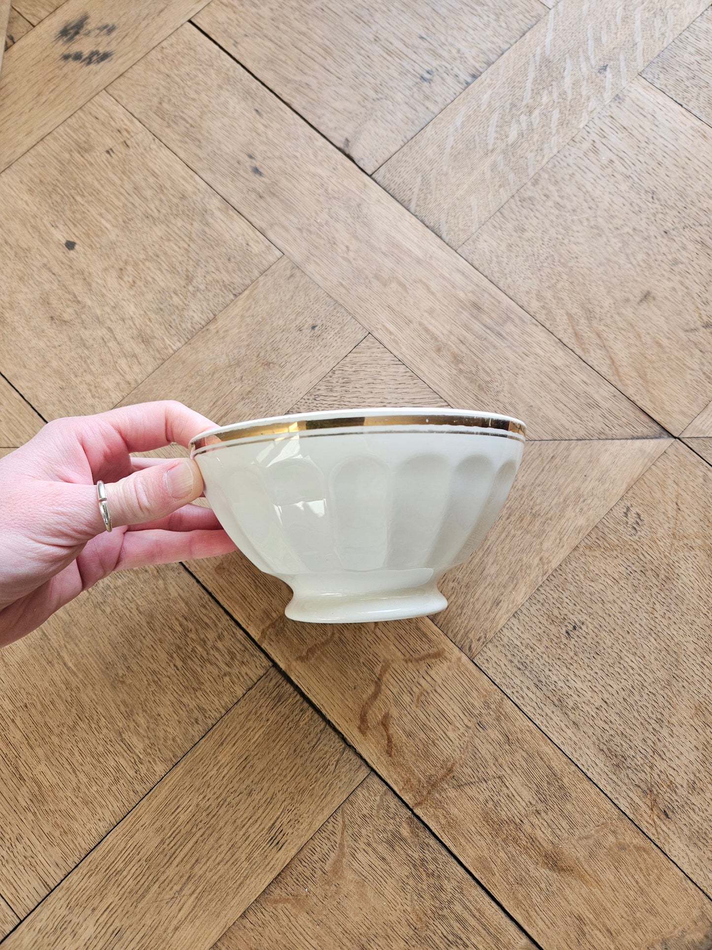 Bol à facettes liseré doré