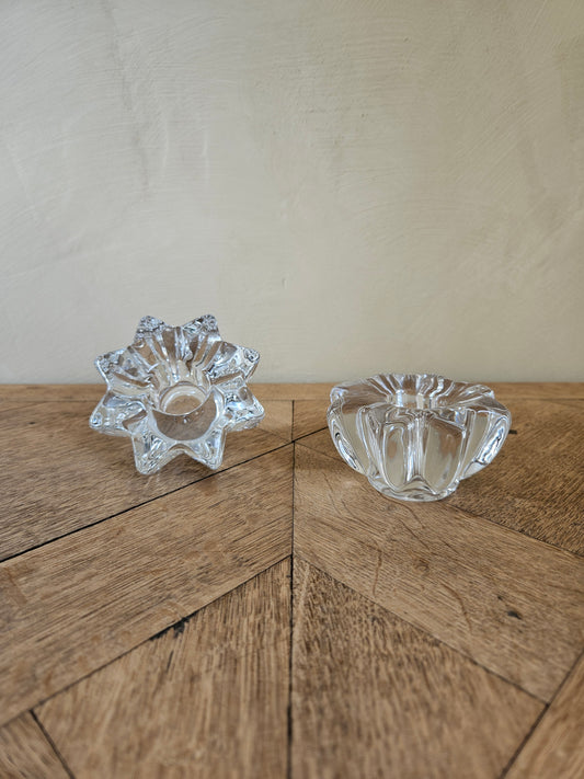 Lotbde 2 bougeoirs vintage en cristal de Vannes. Forme d’étoile. 