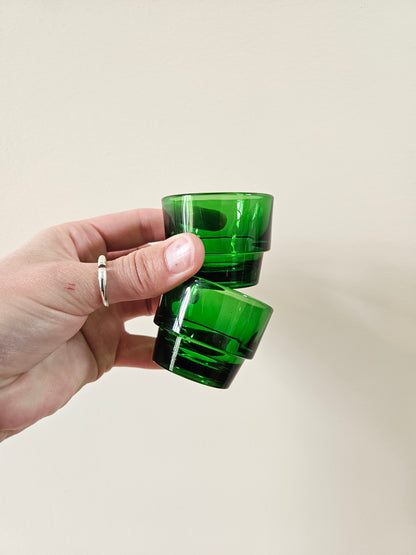 Lot de 2 coquetiers vintage Huilor, Vereco. Verre. Vert