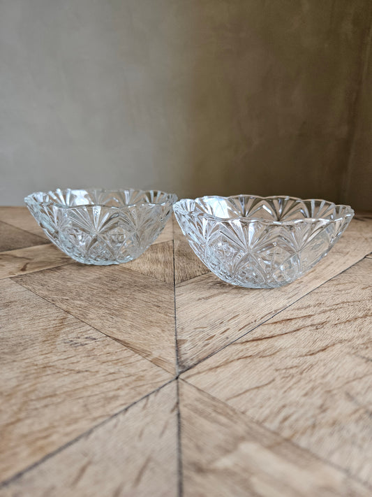 Lot de 2 coupelles vintage en verre taillé 