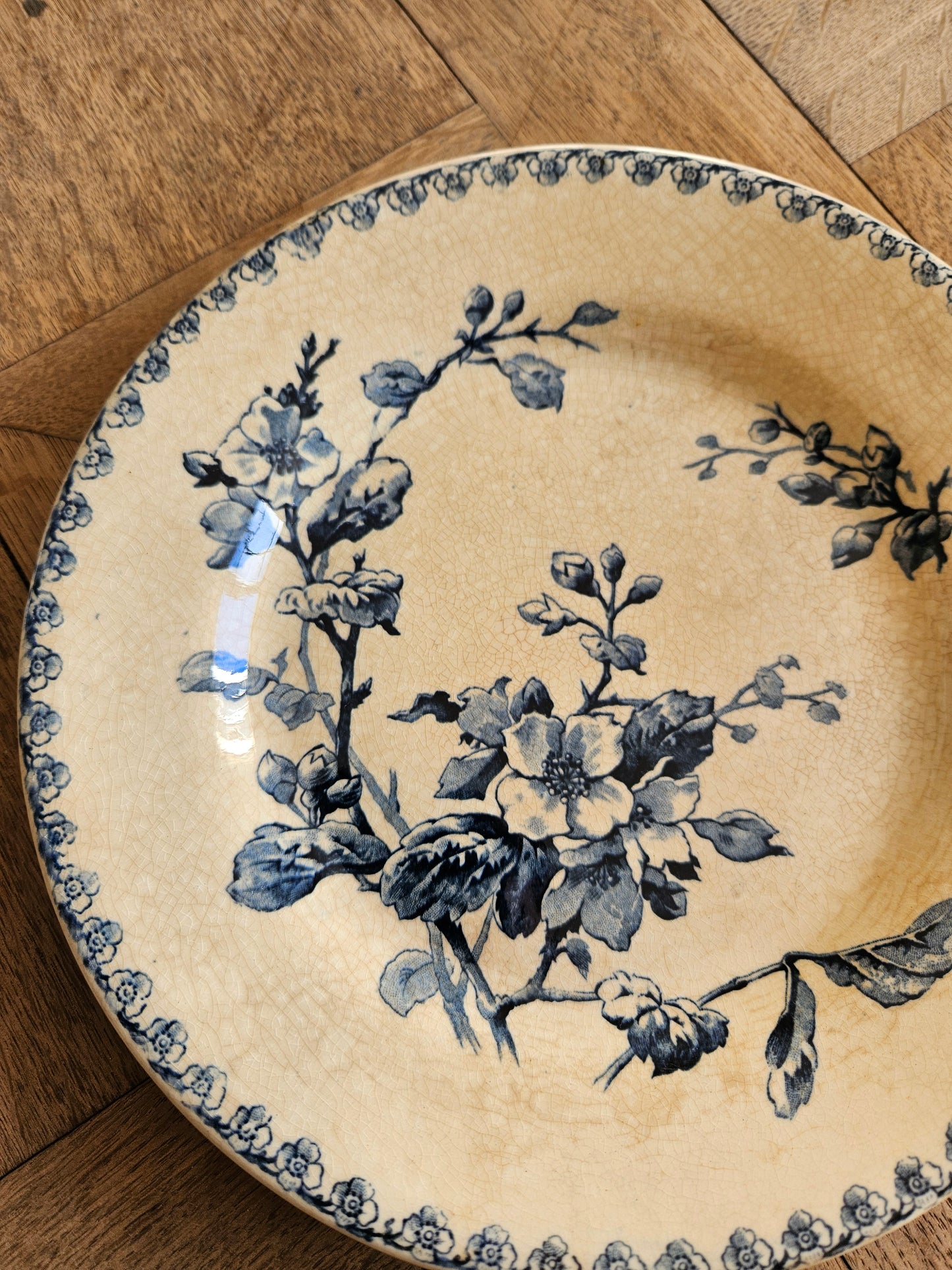 Assiette plate Gien, Fleurs Normandes