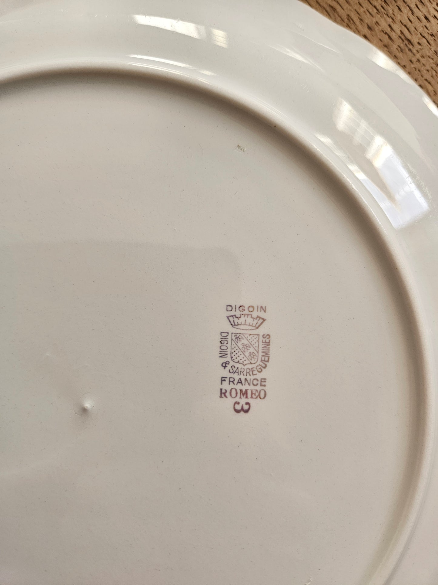 Assiettes plates Digoin, Roméo