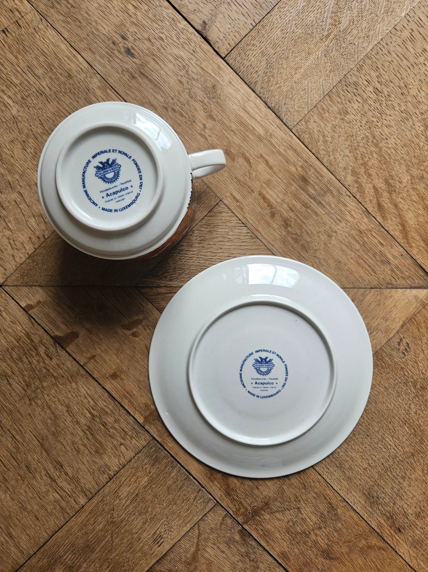Estampille sur tasse et sous-tasse acapulco villeroy et boch made in luxembourg