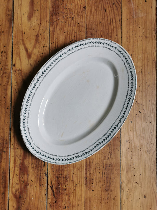 Plat ovale ancien Gien, Lauriers