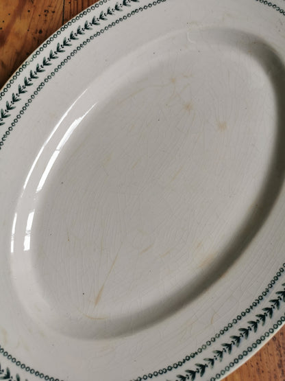 Plat ovale ancien Gien, Lauriers