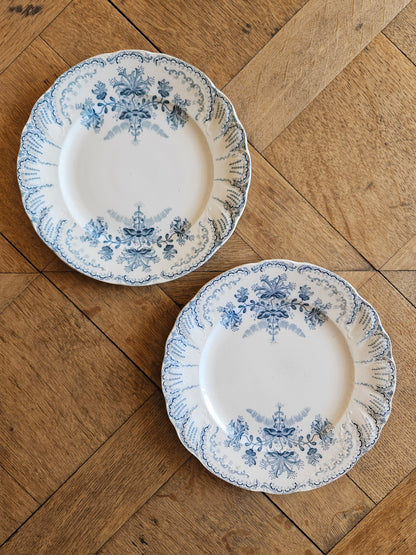 2 assiettes à dessert St Amand, Régence