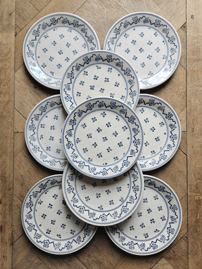 Lot de 9 assiettes à dessert vintage made in england. Johnson Brothers collection Laura Ashley. Petites fleurs. Ironstone. 